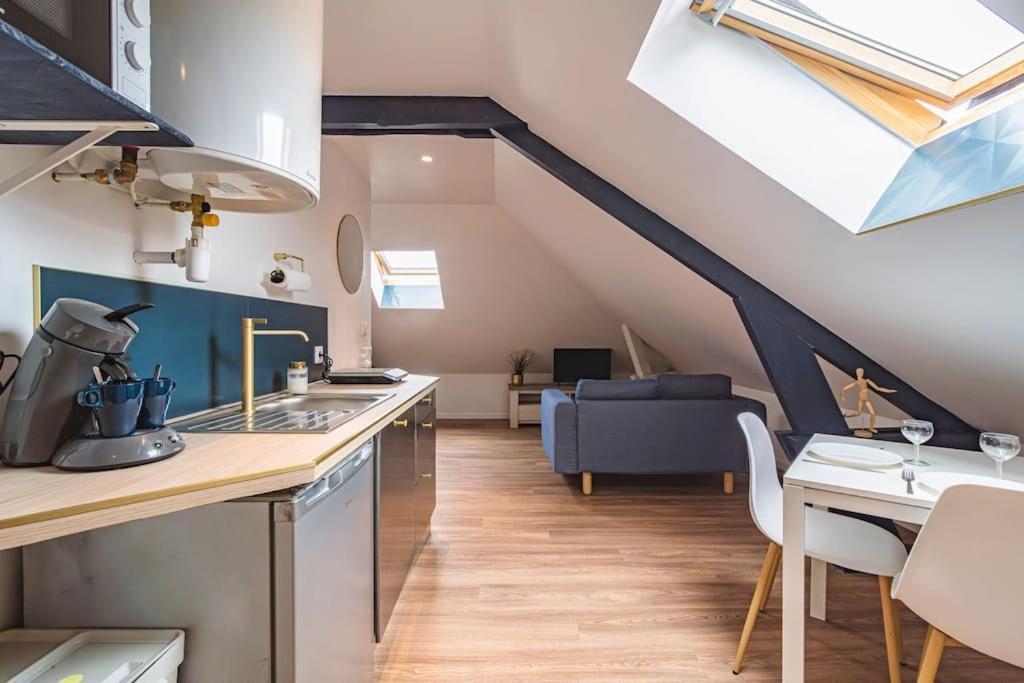 L'Azur Dore, Studio Pour 2 Voyageurs Isles-sur-Suippe Extérieur photo
